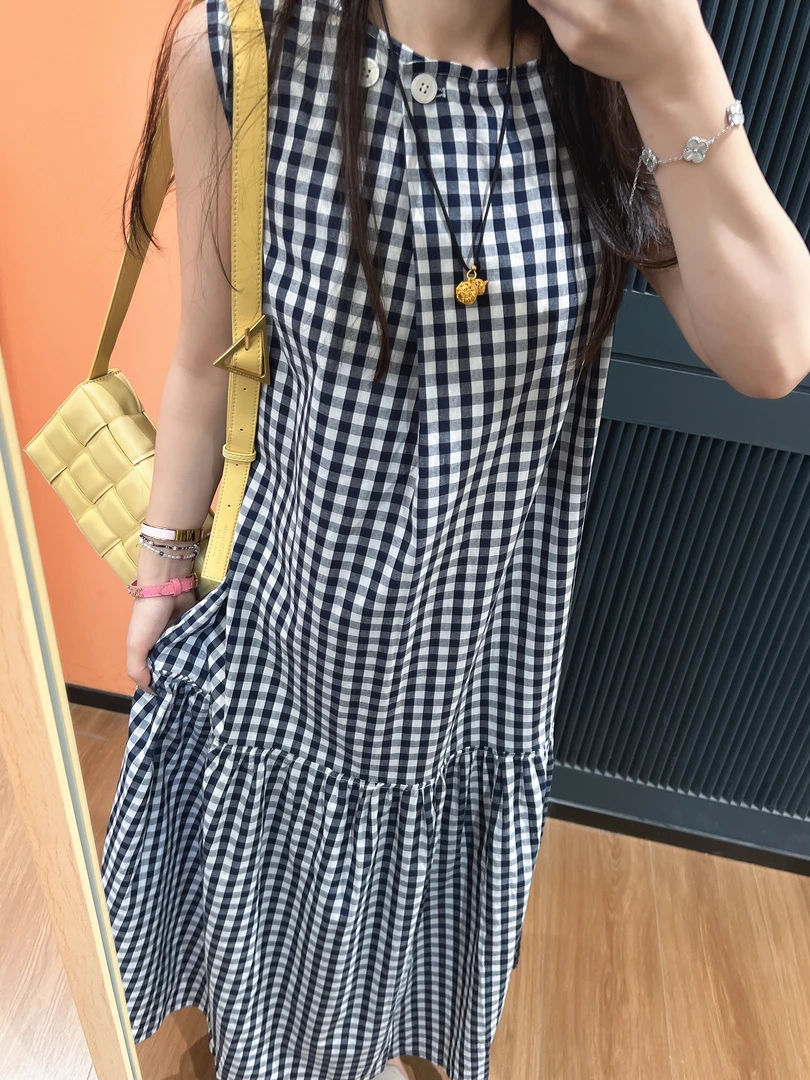 xxwxzx王希之  后背不对称设计文艺女藏青无袖白格裙#z2180