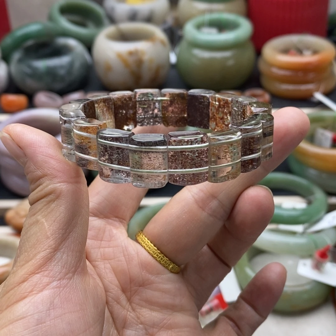 安***石英岩玉未镶嵌手镯