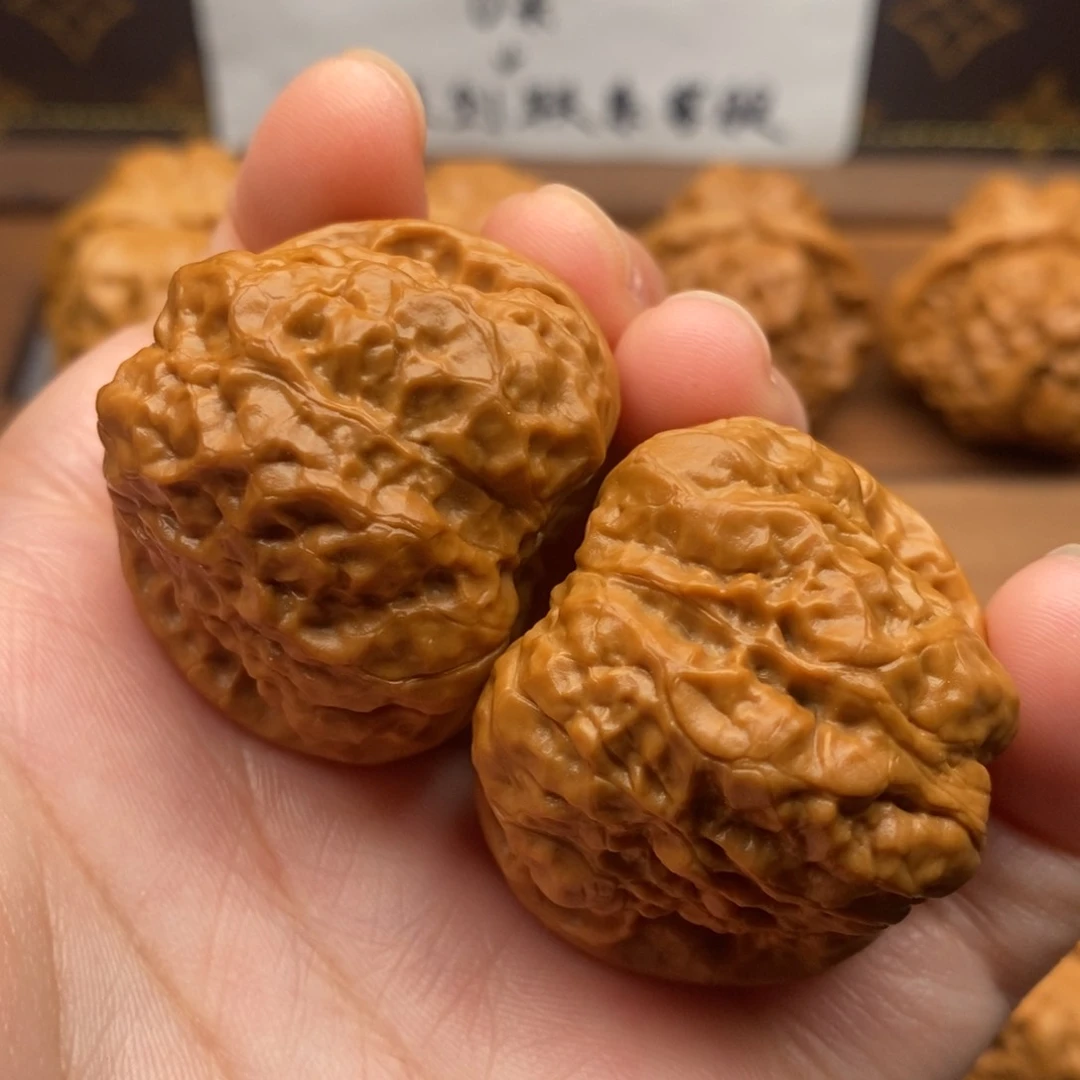 文玩核桃把件边37左右