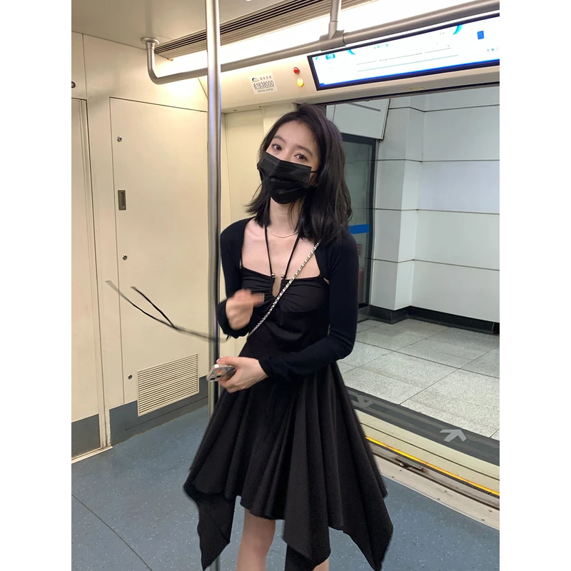 cunblvd常存 法式挂脖吊带连衣裙女短裙高级感收腰显瘦a字裙夏季