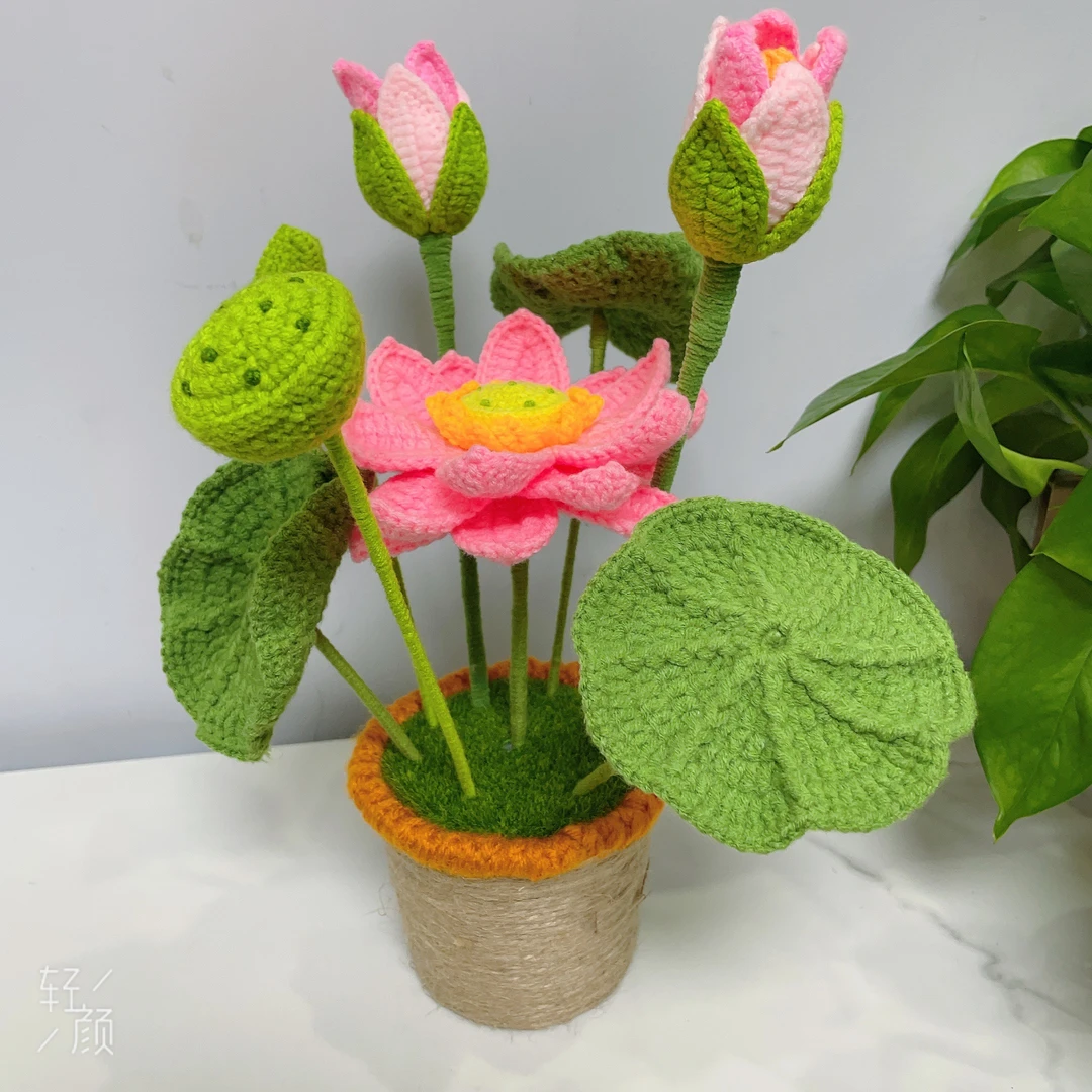 手工编织荷花盆栽成品