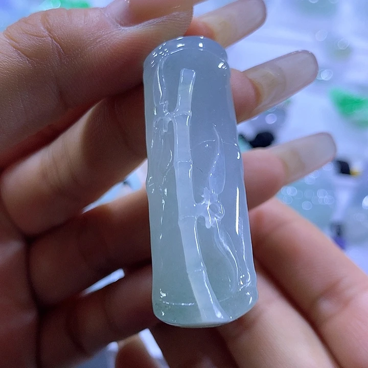 翡翠未镶嵌颈饰天然翡翠A货吊坠