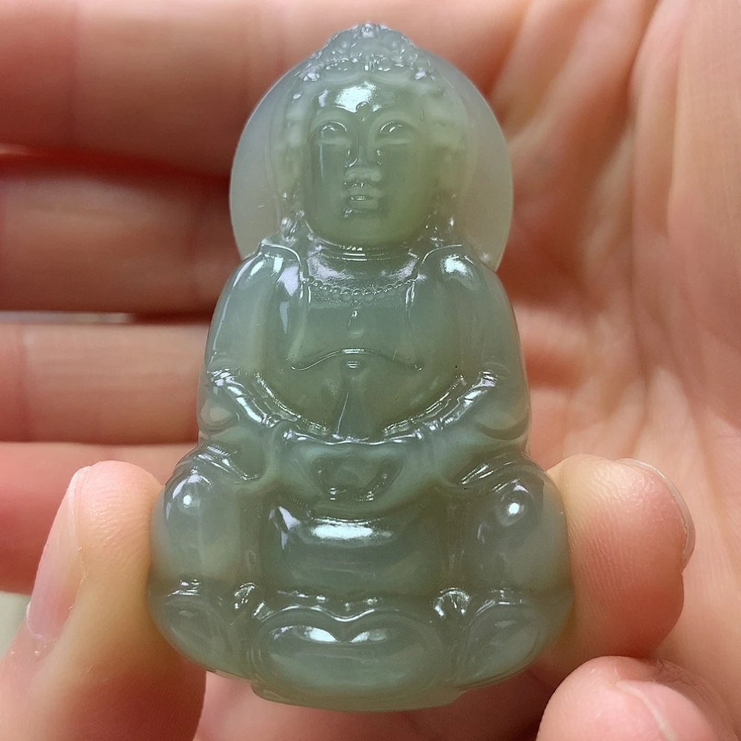 王***峰和田玉未镶嵌颈饰包容