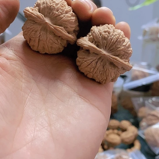【闪购商品】把件文玩核桃36.5闷尖石墩