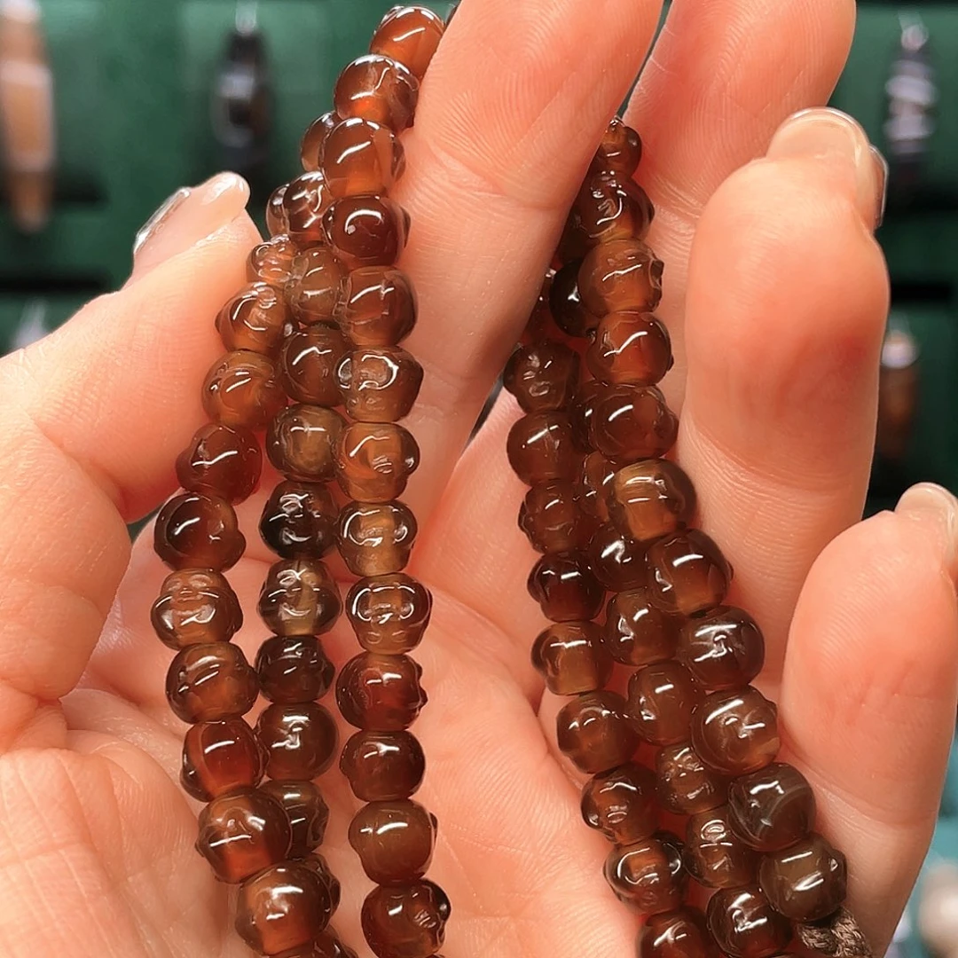 沁***园玛瑙/玉髓未镶嵌珠宝半成品