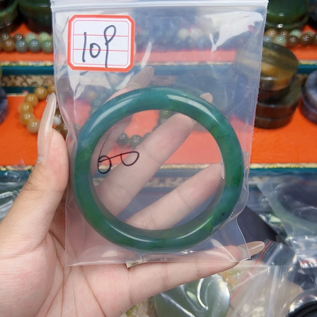 和田玉未镶嵌珠宝半成品