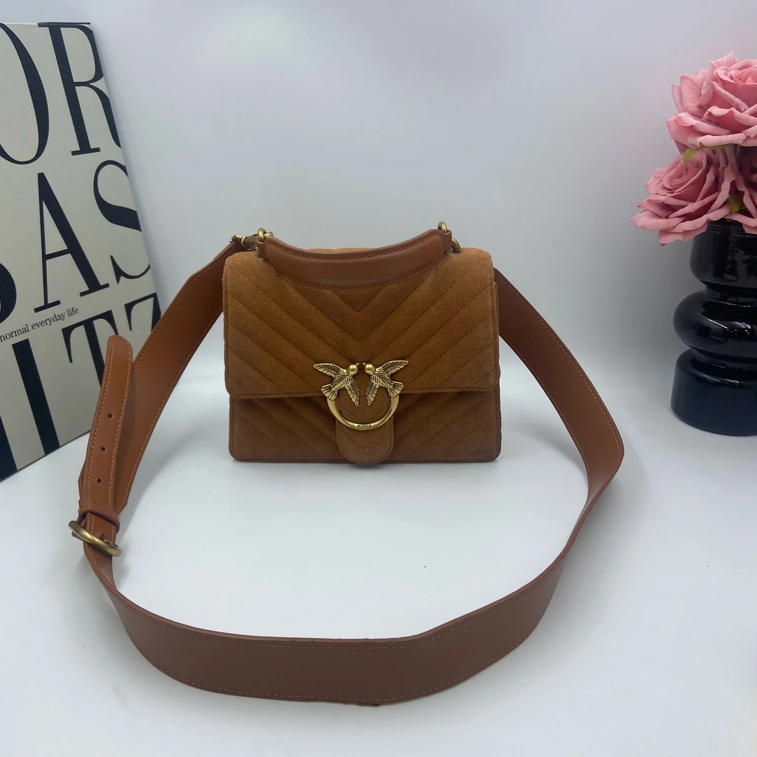 95新 PINKO 18502 斜挎包