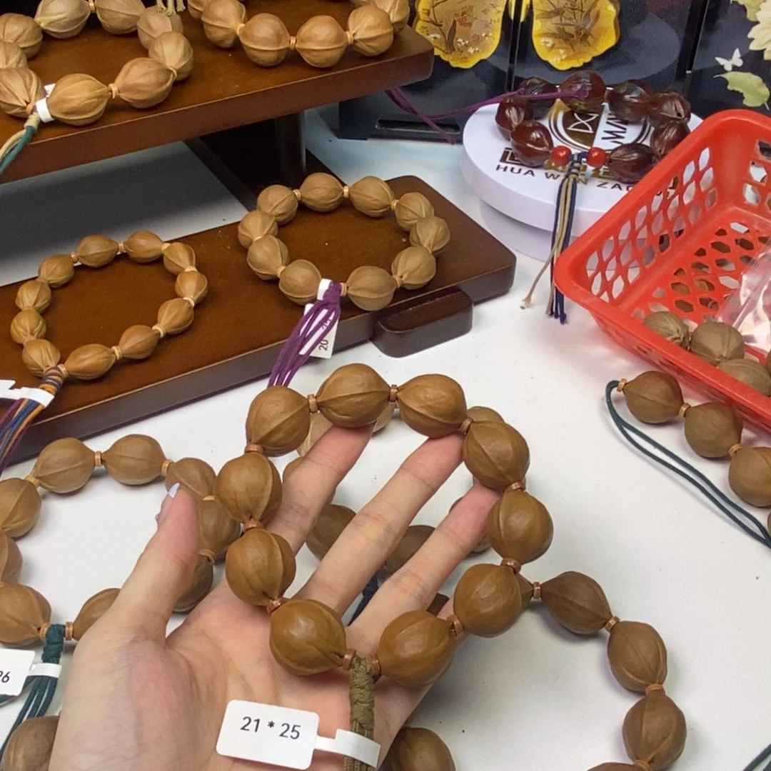 橄榄核其他一***过2125三花鲨鱼背