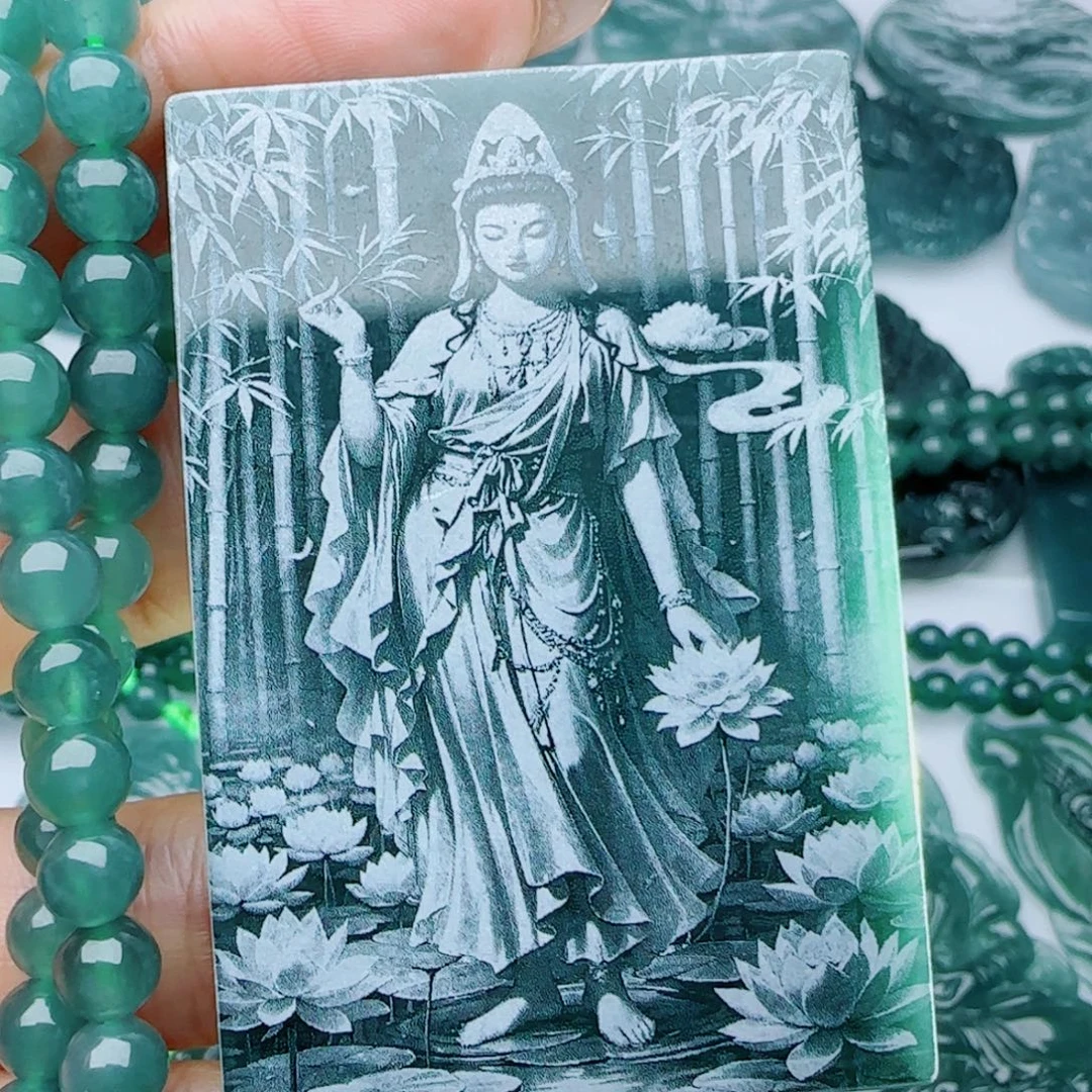 翡翠未镶嵌颈饰多样性发货天然的A货翡翠