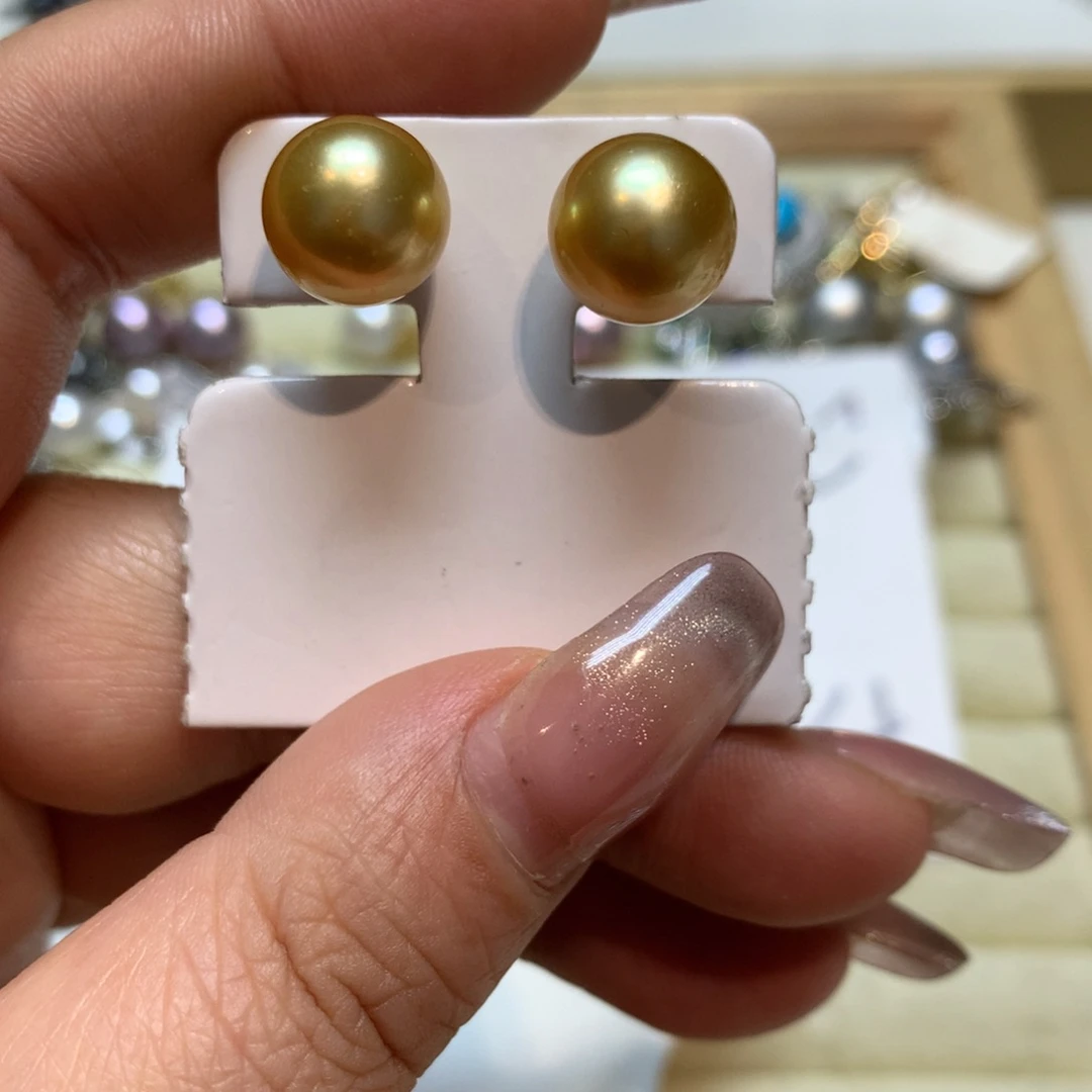 海水珍珠耳饰18K金镶嵌