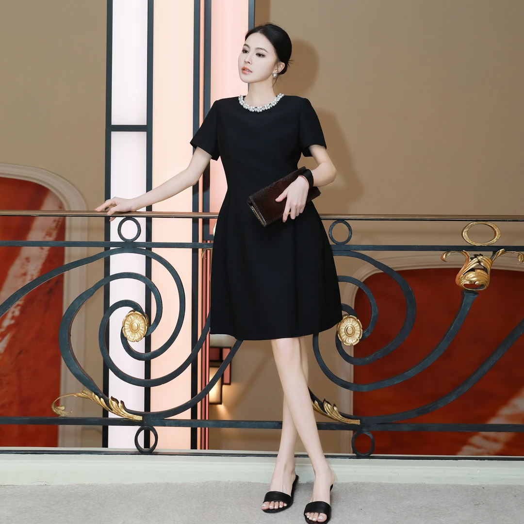 溶溶【巴黎夜曲】RONGRONG 圆领钉珠小香风收腰连衣裙NARA-WOP199