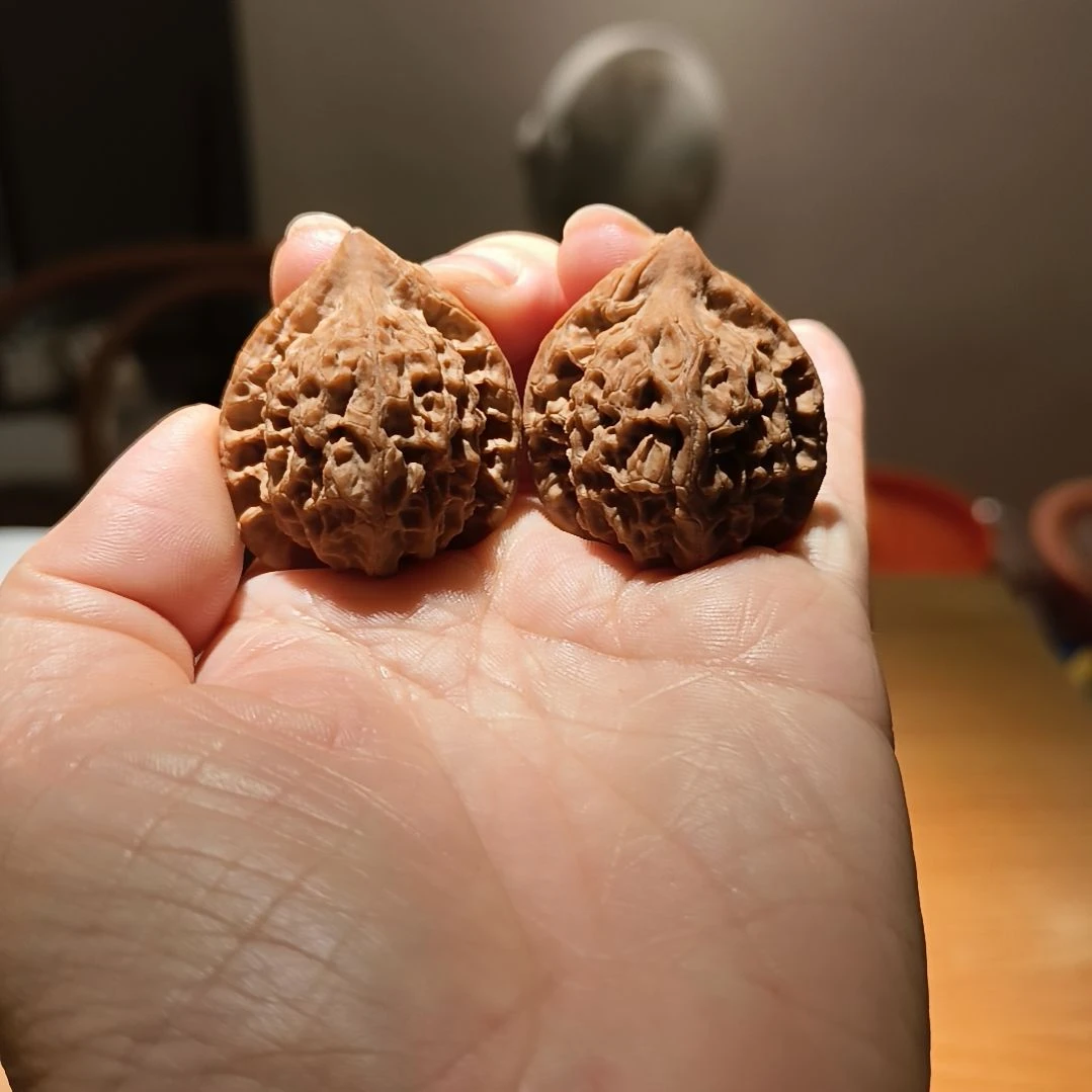 吊坠文玩核桃红帽