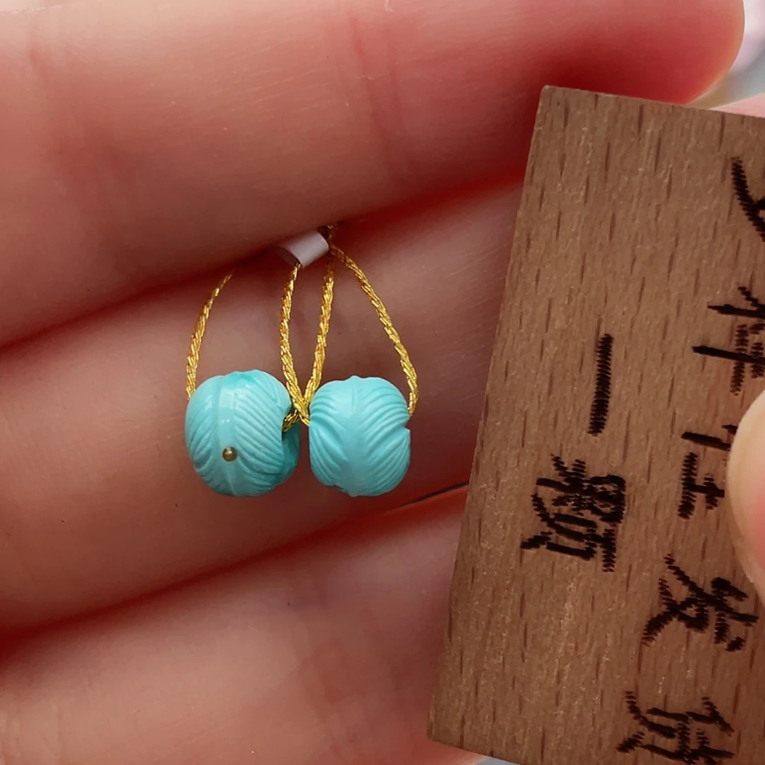 绿松石颈饰未镶嵌