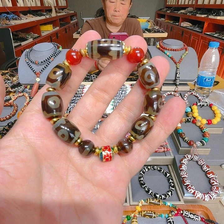 未镶嵌玛瑙/玉髓珠宝奇石