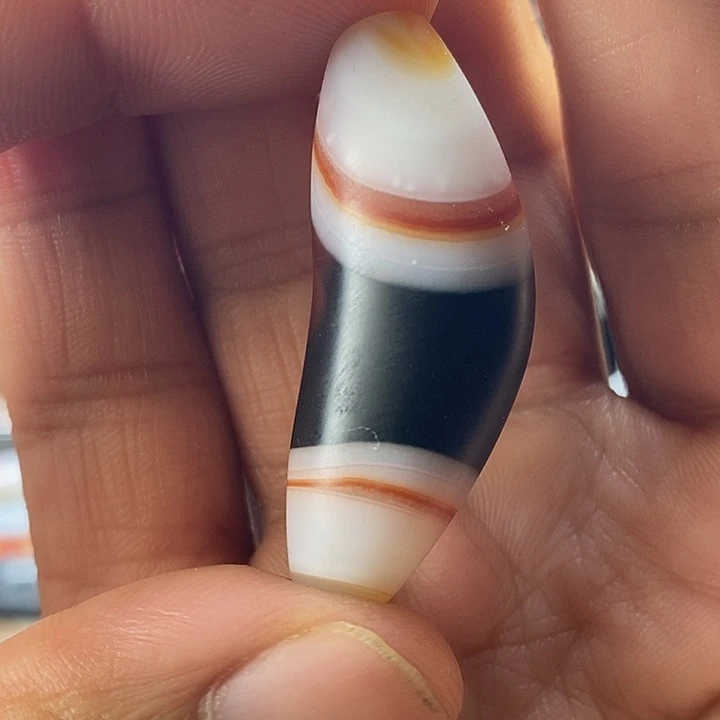 未镶嵌颈饰玛瑙/玉髓