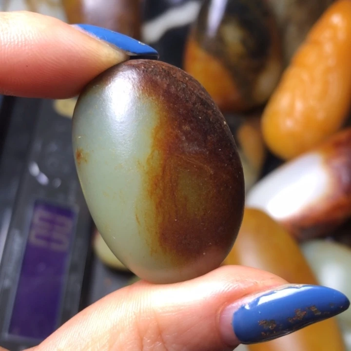 和田玉未镶嵌珠宝奇石