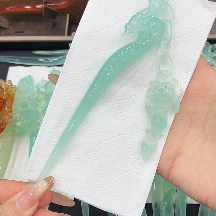 蛇纹石玉未镶嵌发饰