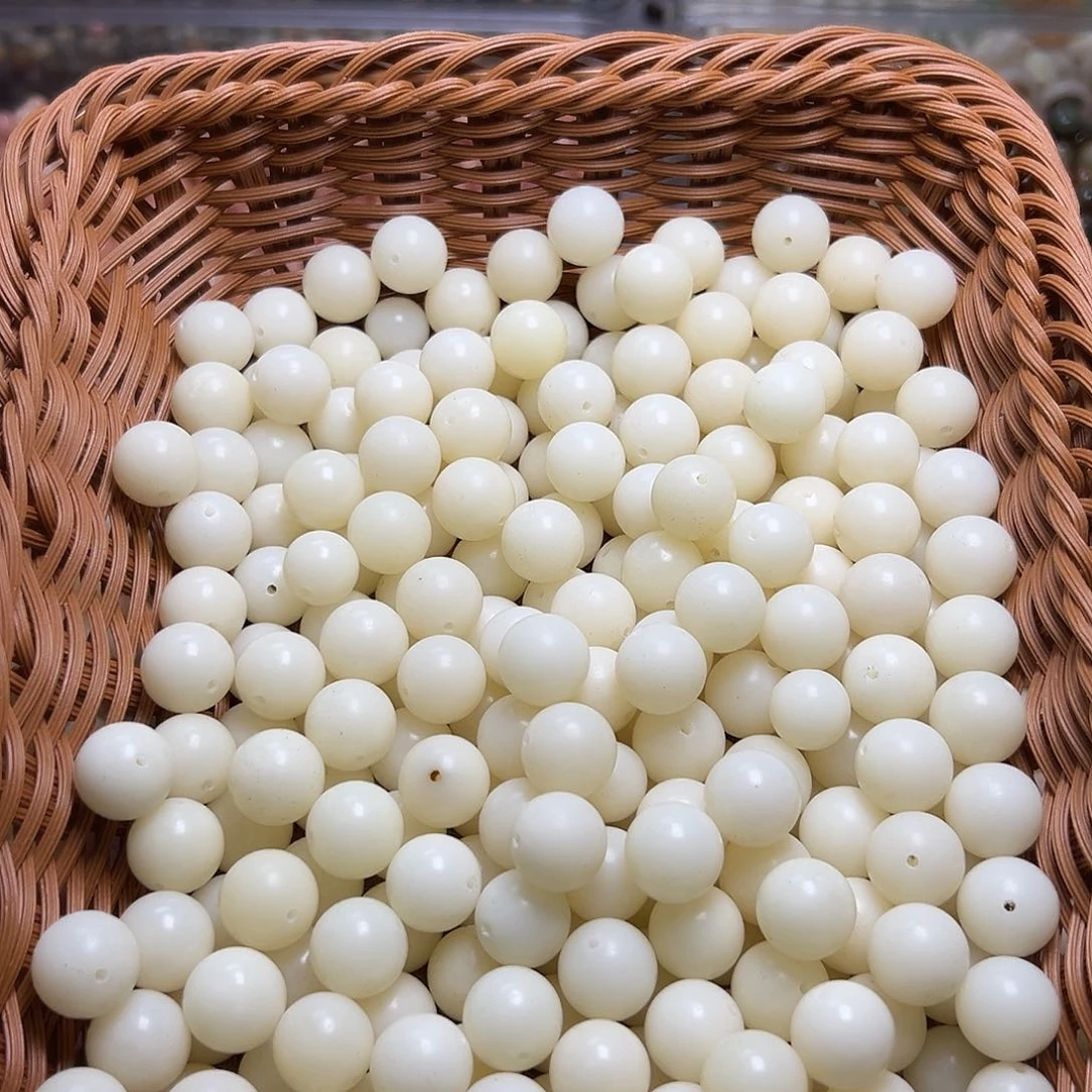 白玉菩提吊坠瑕疵卡15素白圆60颗
