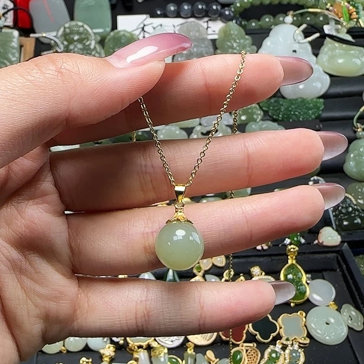 和田玉银S925镶嵌吊坠(赠链)