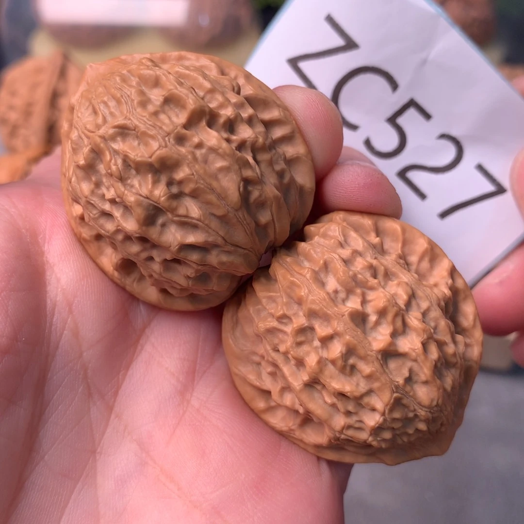 文玩核桃把件金牛36