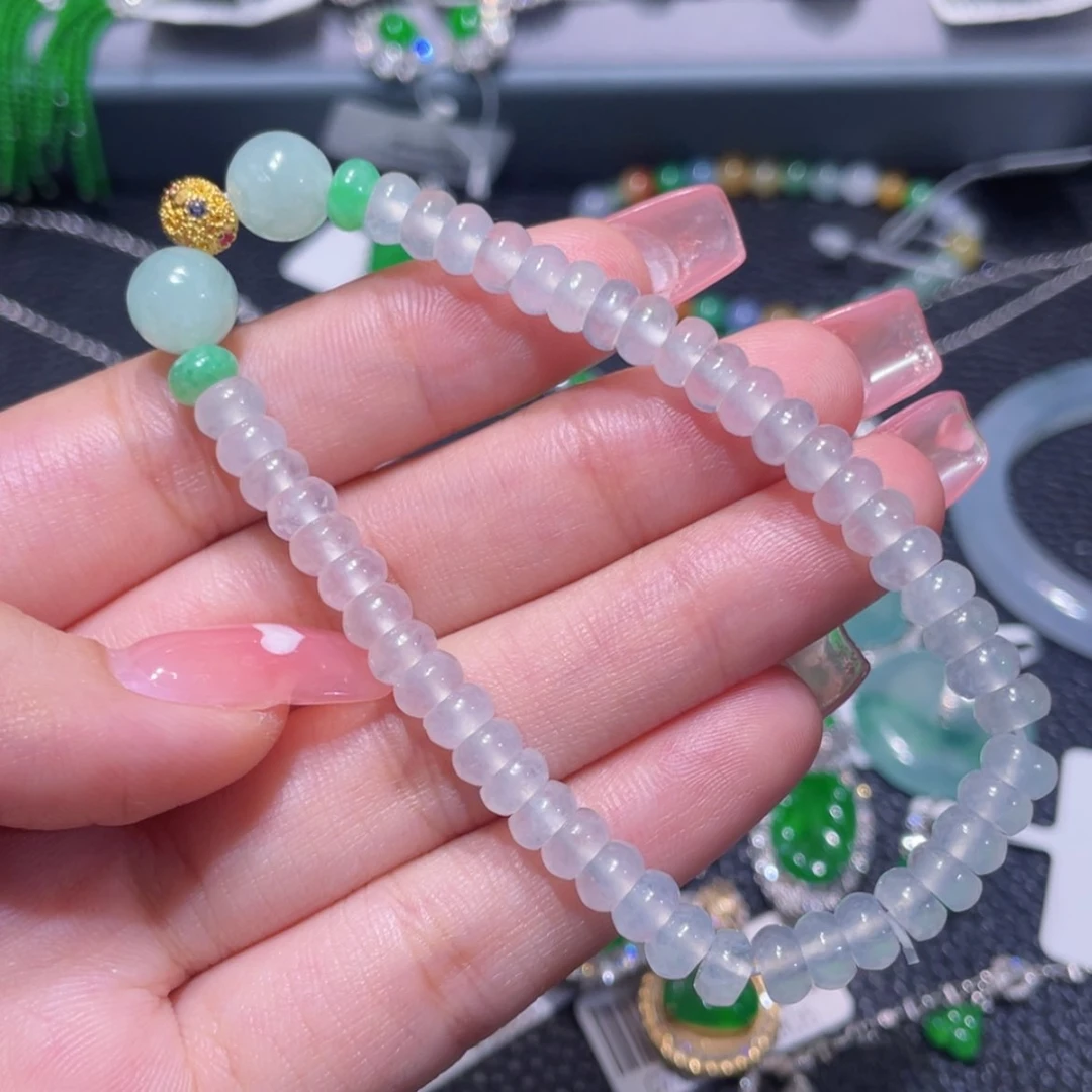 【闪购商品】翡翠18K金镶嵌颈饰