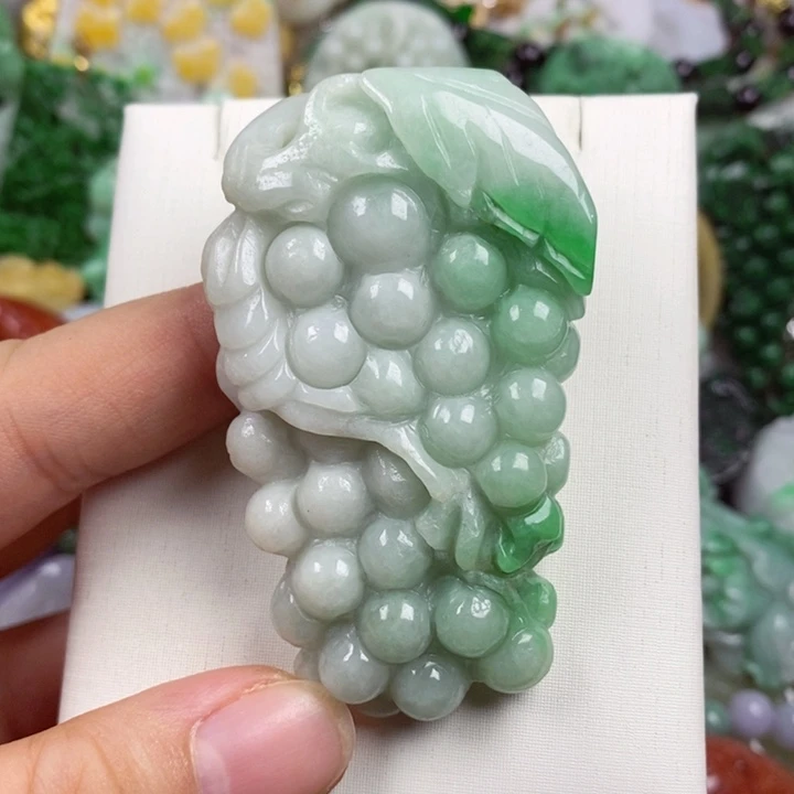吊坠(赠链)未镶嵌翡翠