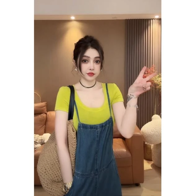 D7 纯色简约净版修身显瘦短款短袖T恤 ED0705