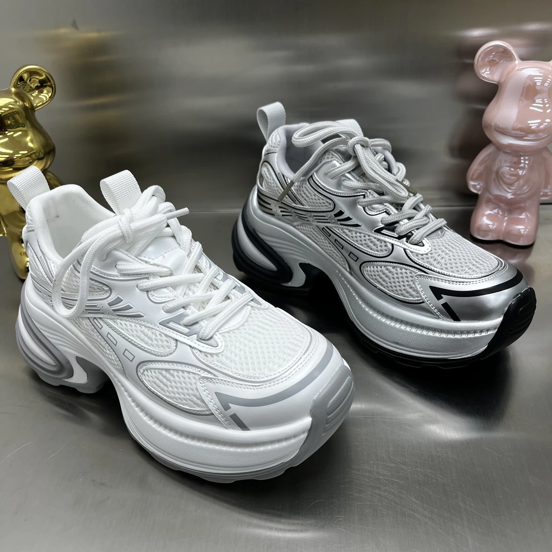 V10时尚休闲鞋潮鞋休闲鞋时尚网面老爹鞋春季透气小白鞋休闲风