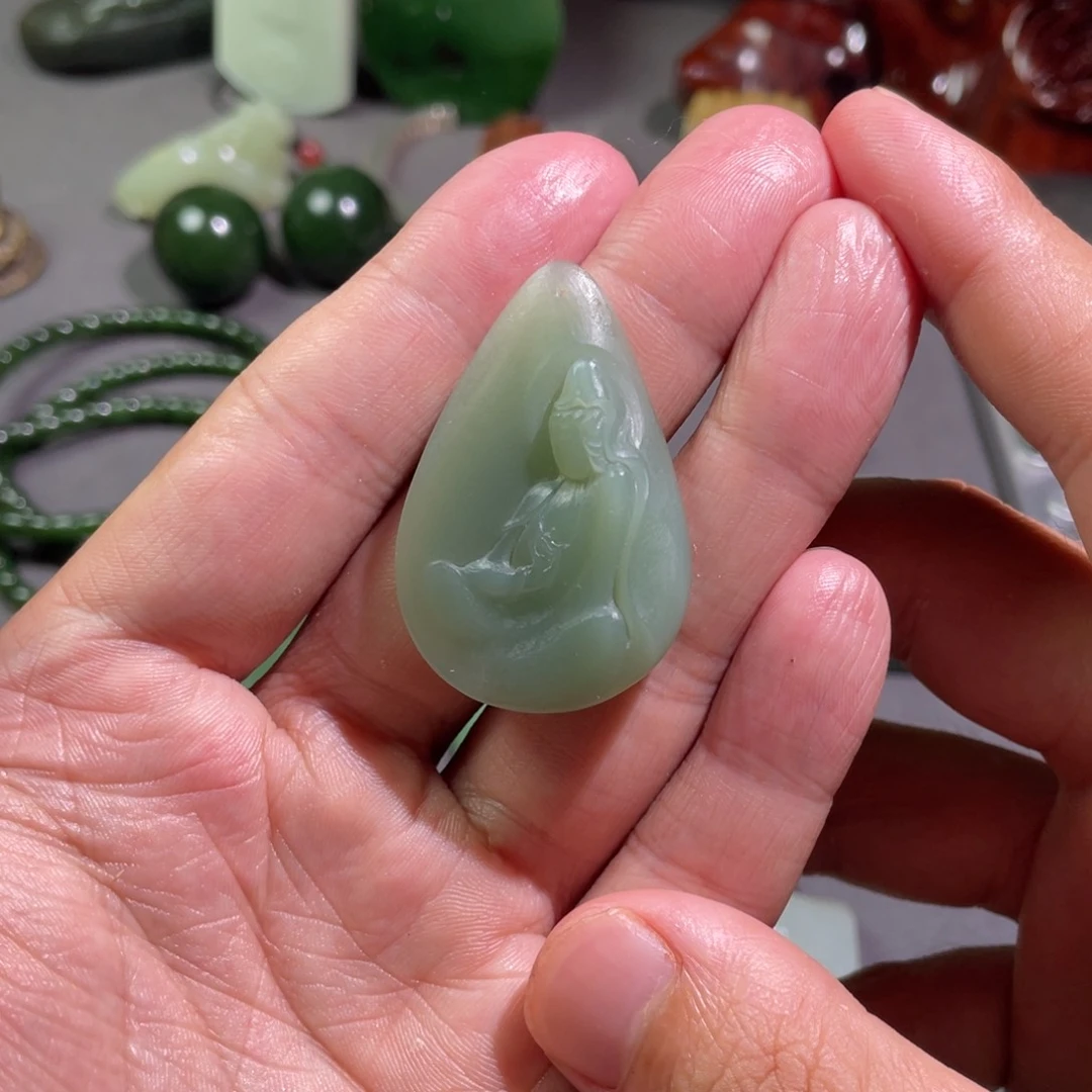 和田玉未镶嵌颈饰