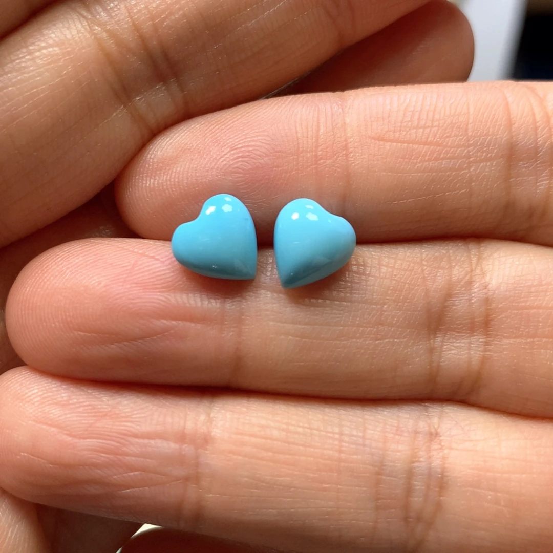 绿松石18K金镶嵌耳钉