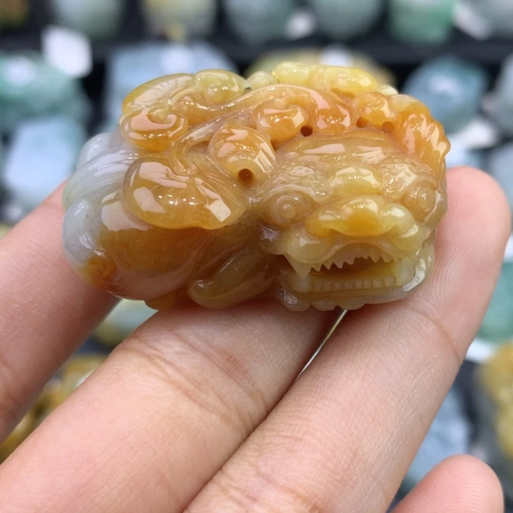 翡翠未镶嵌颈饰天然缅甸翡翠