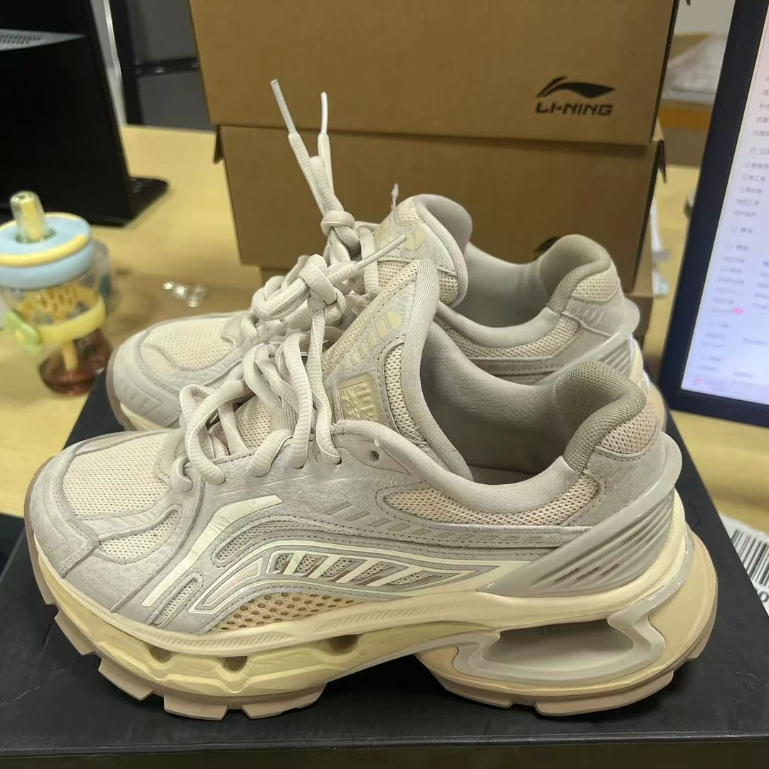 《B品以直播展示为准》发黄（X1831）李宁男子运动鞋AZGU061-1