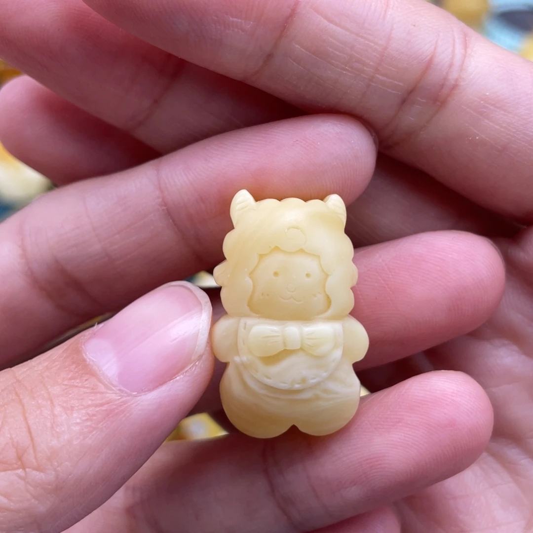 裸石琥珀未镶嵌蜜蜡