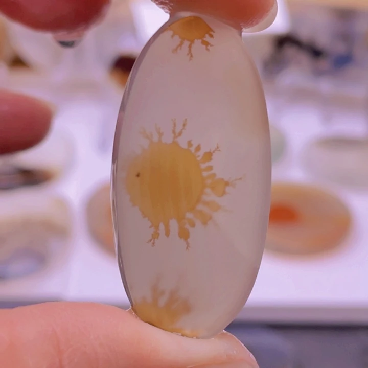 玛瑙/玉髓未镶嵌吊坠(不含链)