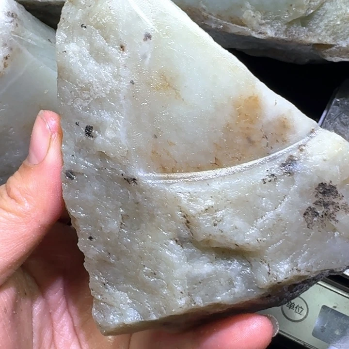 和田玉未镶嵌珠宝半成品