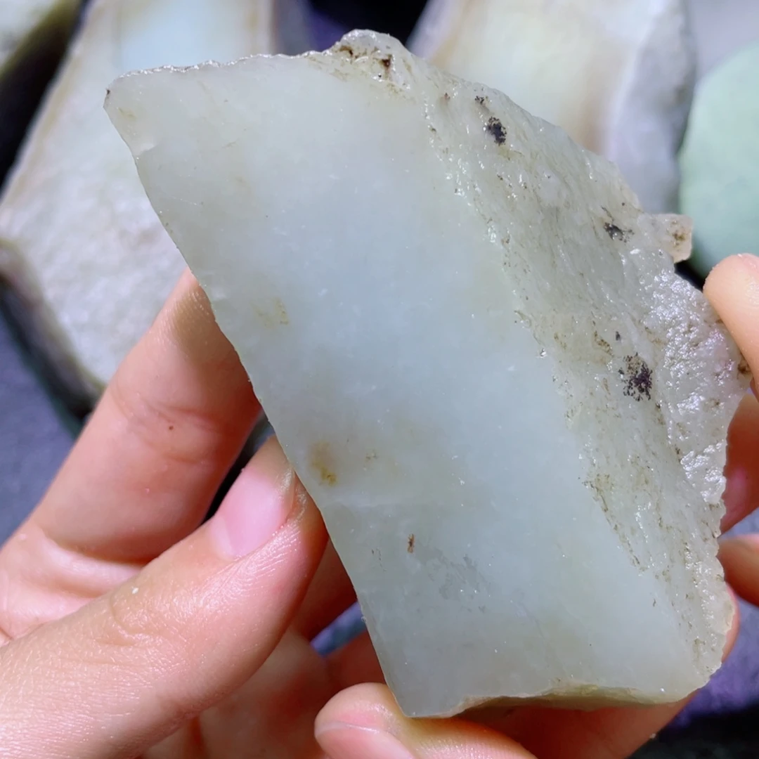 和田玉未镶嵌珠宝半成品