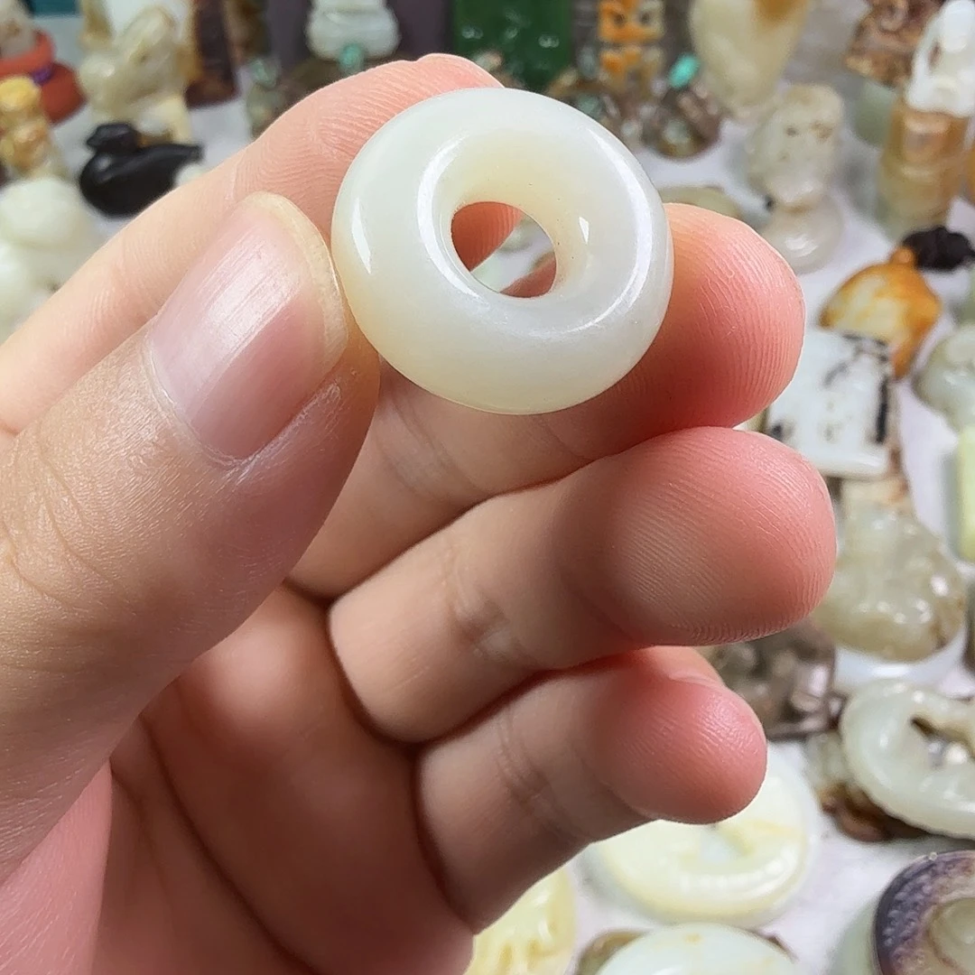 九***画未镶嵌和田玉车挂
