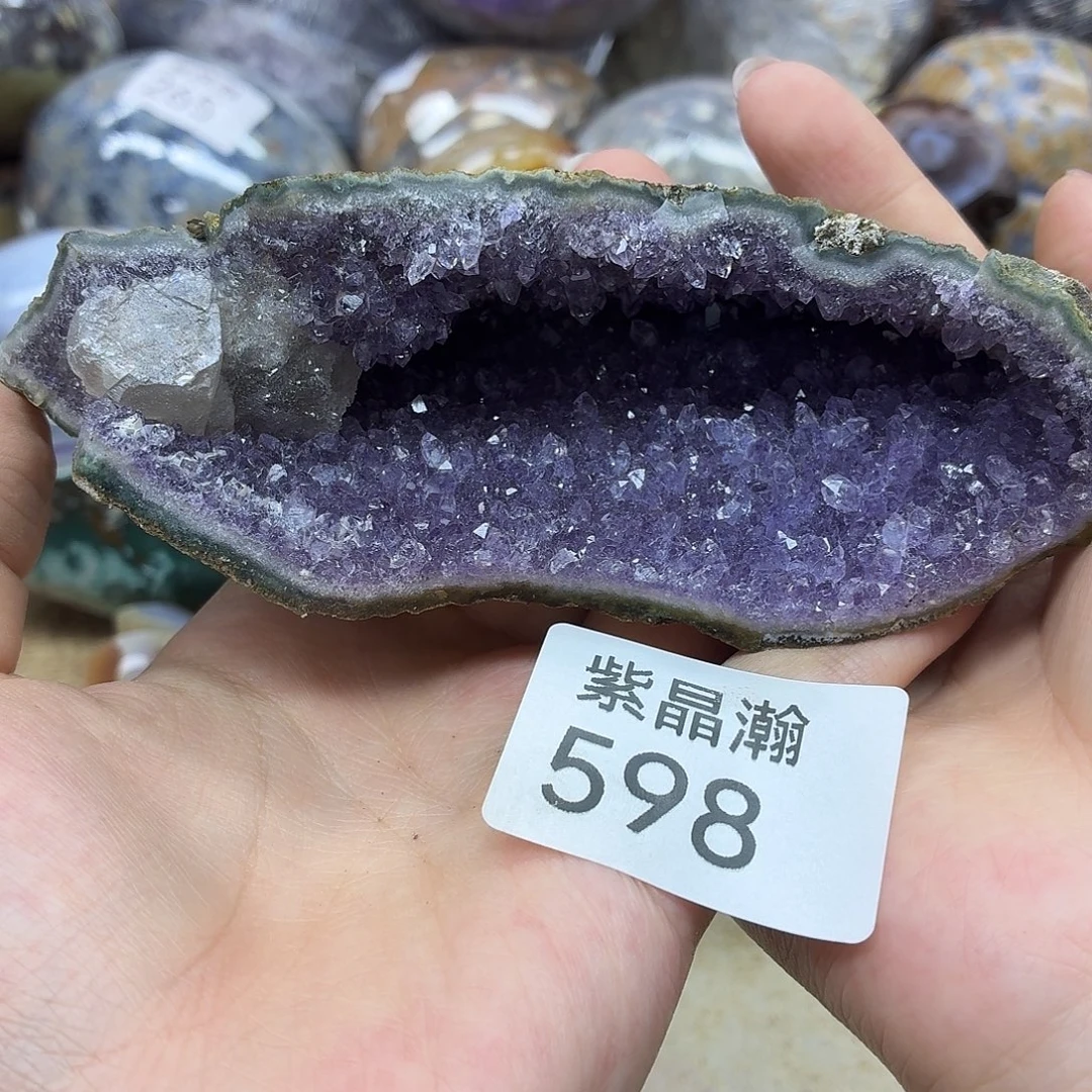 水晶未镶嵌大型摆件（非配饰）