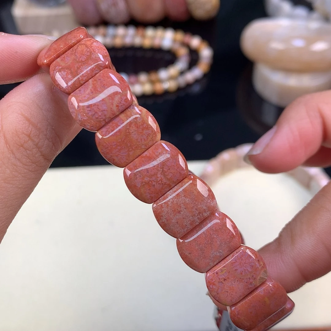 【闪购商品】颈饰未镶嵌硅化珊瑚（珊瑚玉）106号红草莓