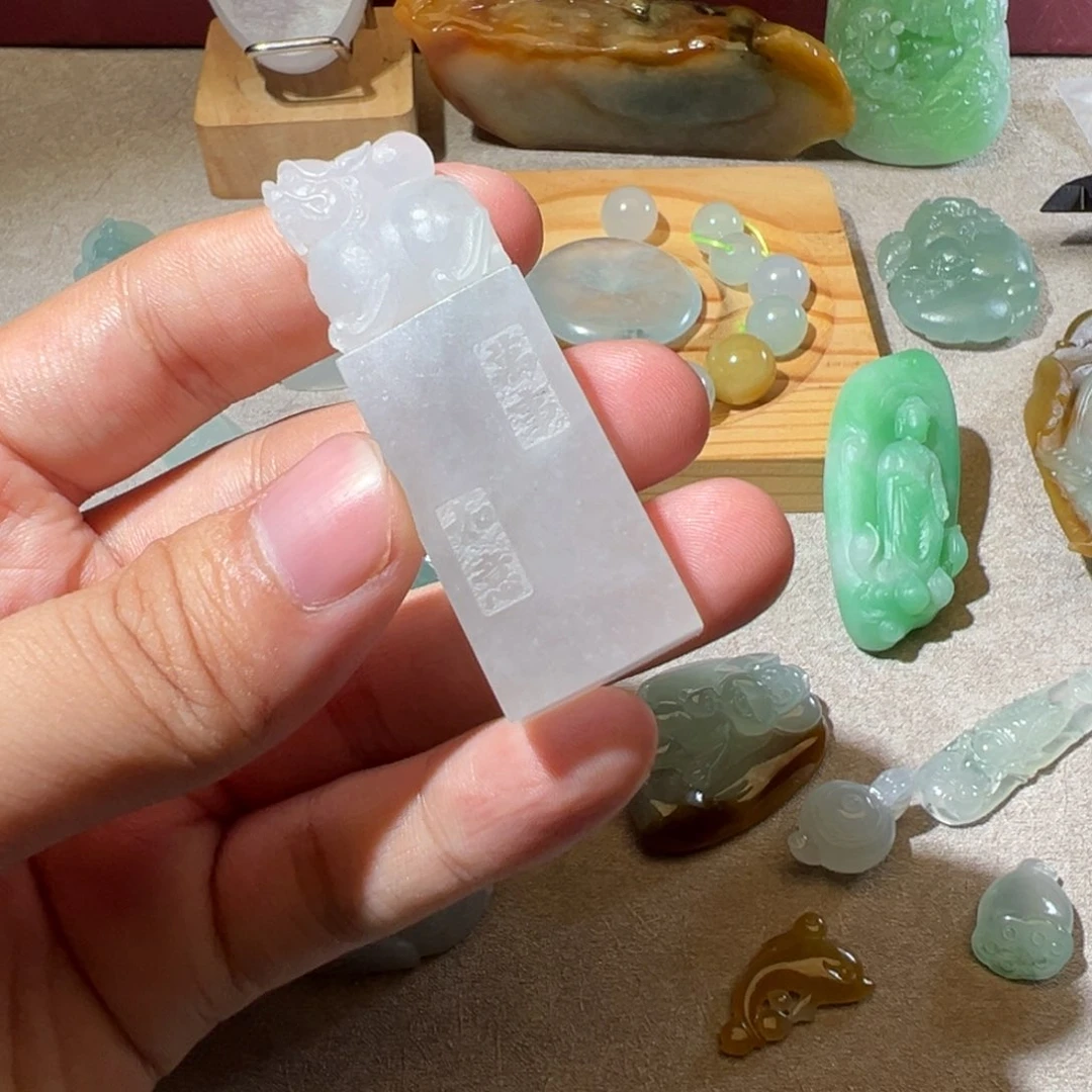定制翡翠未镶嵌天然翡翠