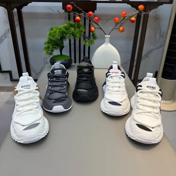 2025秋季新款时尚男鞋舒适百搭包底运动鞋痞帅潮流男士帅气潮男鞋