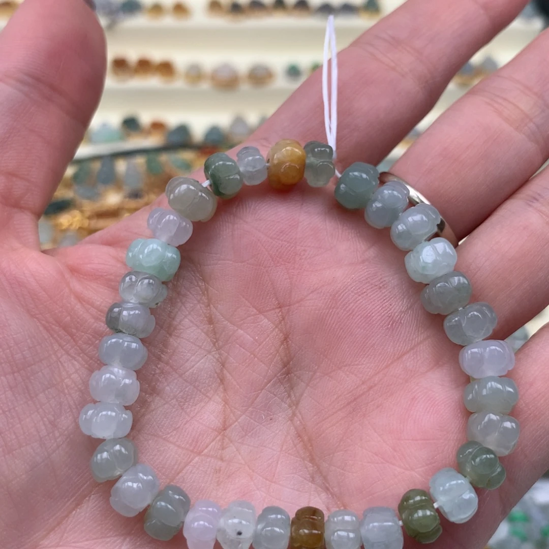 翡翠散珠莲花珠串