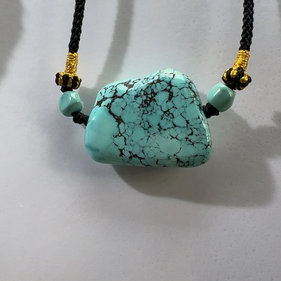 绿松石未镶嵌挂件