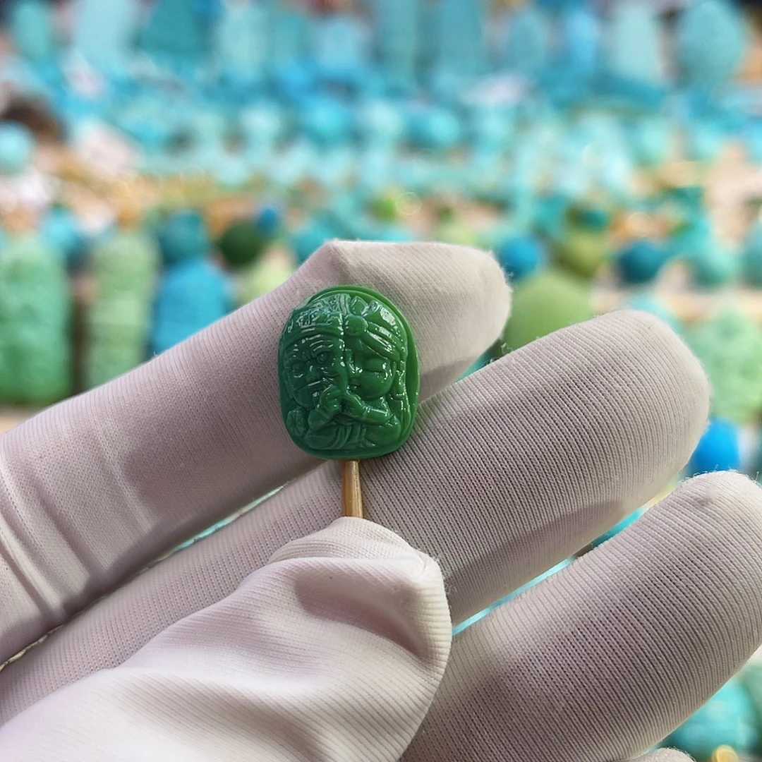 未镶嵌绿松石珠宝奇石