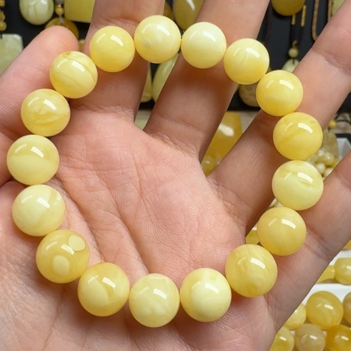 蜜蜡未镶嵌珠宝奇石