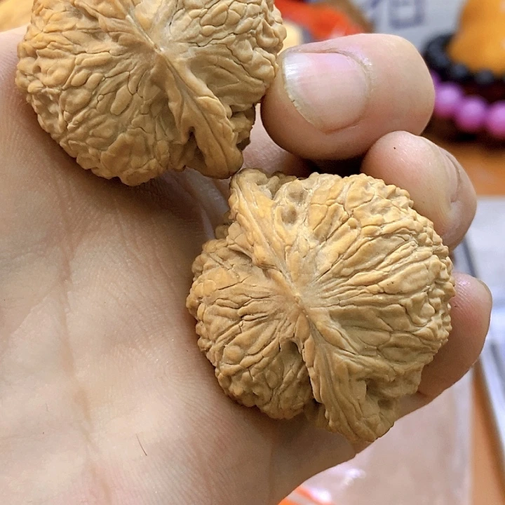 ****文玩核桃吊坠39绣球