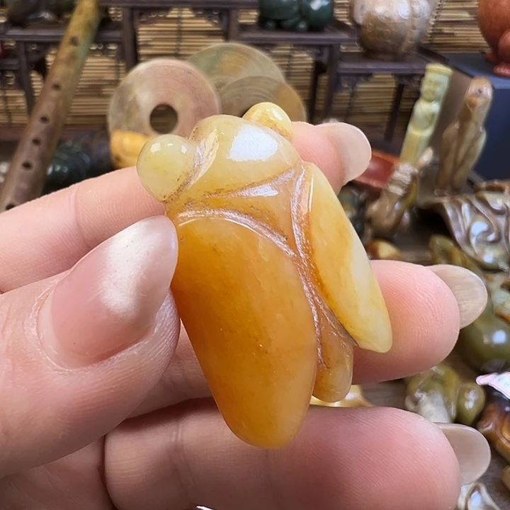 和田玉（糖玉）未镶嵌车挂