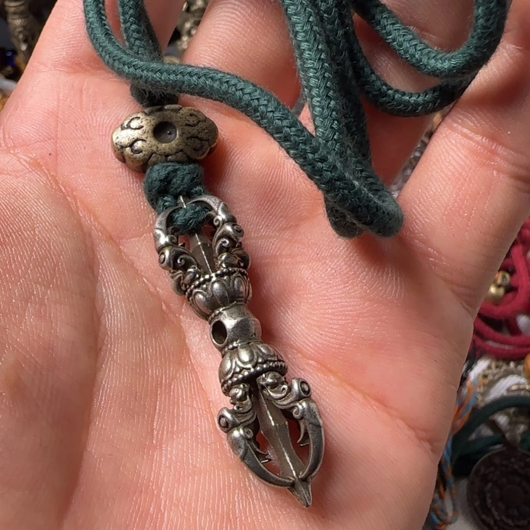 奥***特啊啊啊啊啊啊啊牌子