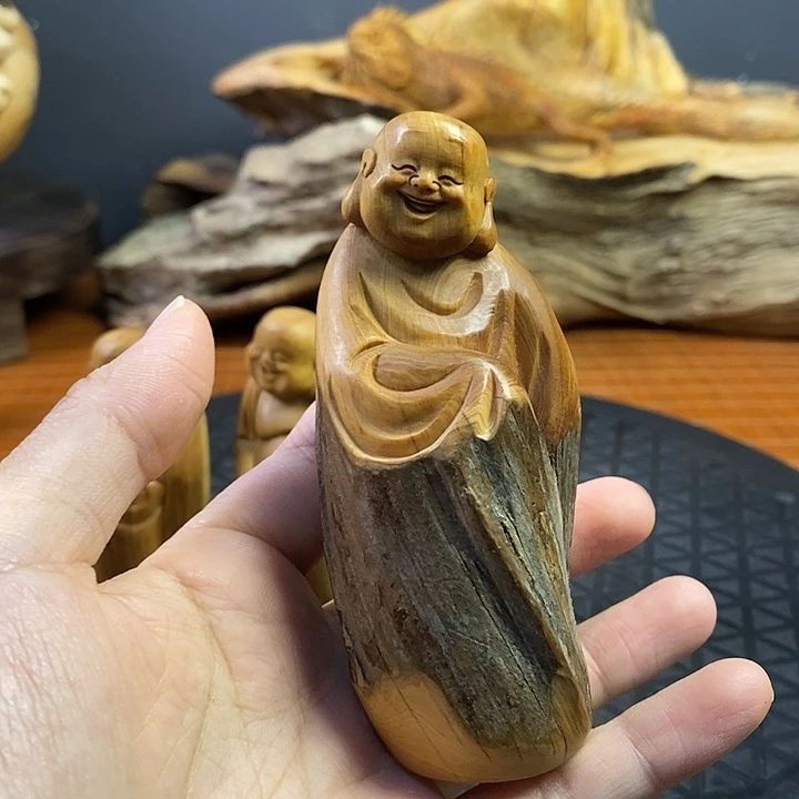 柏木（崖柏）弥勒摆件