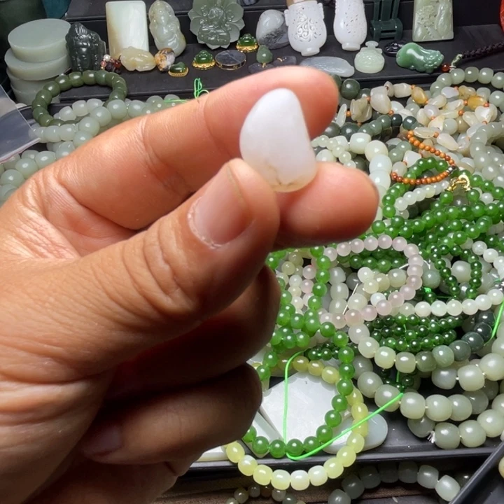 未镶嵌和田玉珠宝半成品